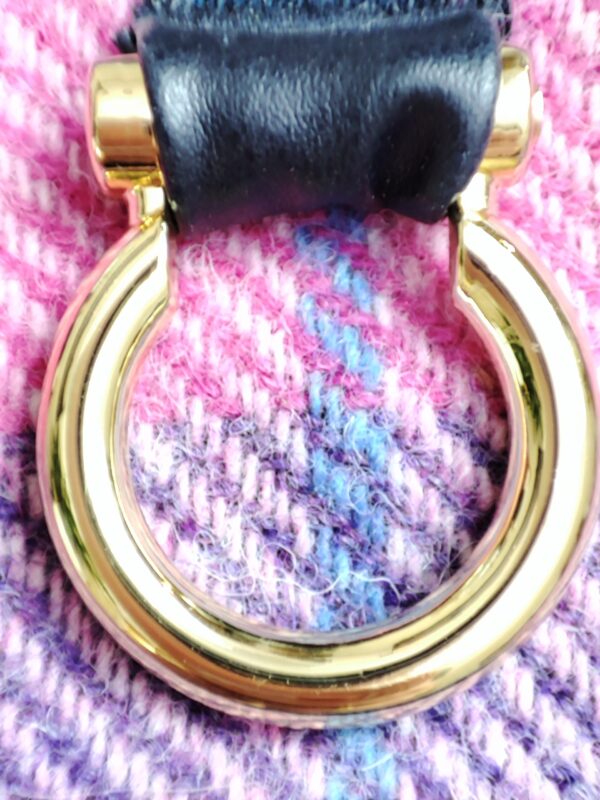 gold d ring of veselka harris tweed